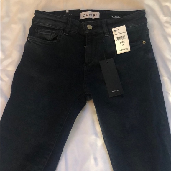 DL1961 Margaux Brand New Jeans - Picture 2 of 3